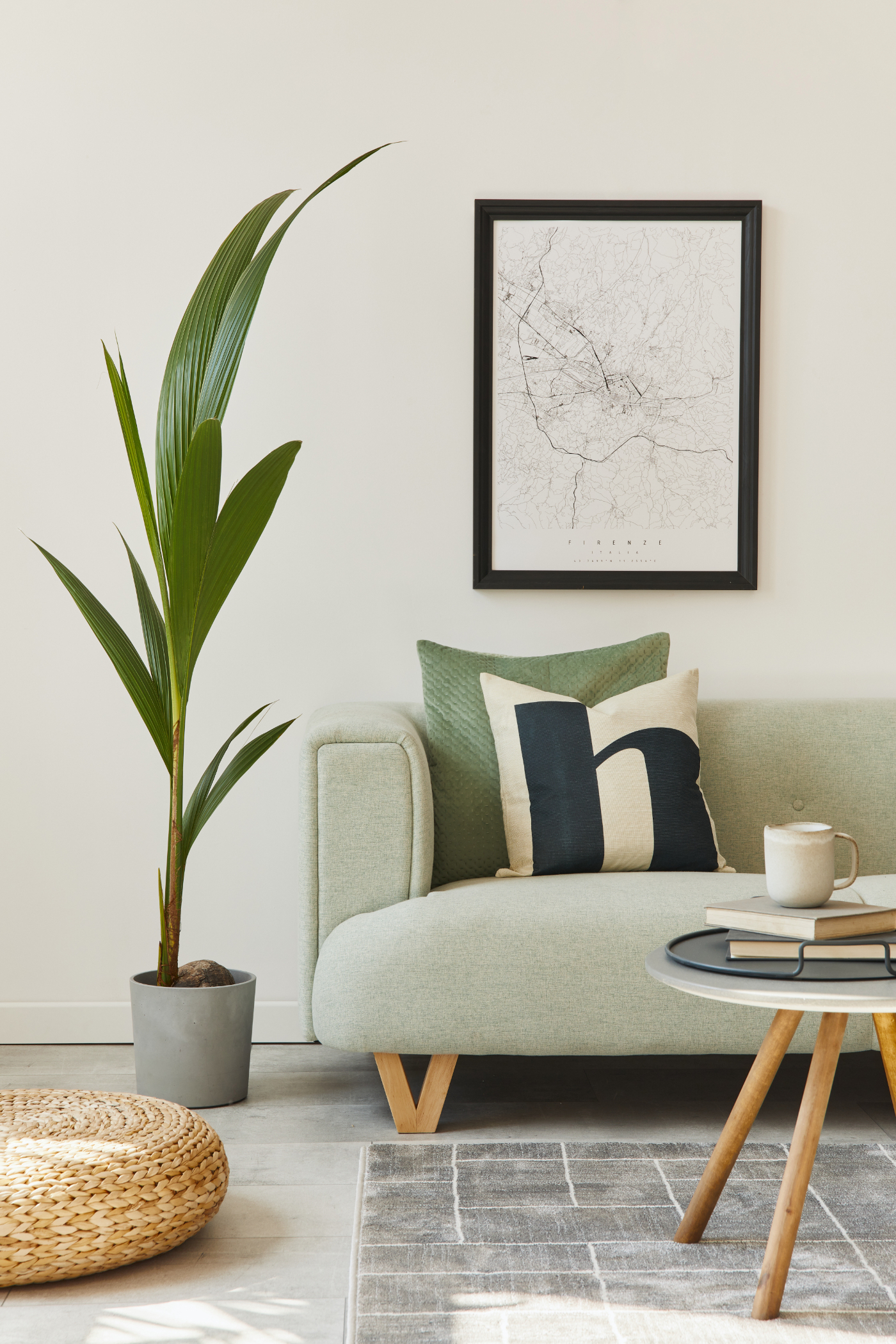 What Are The Differences Between Painters And Decorators? 